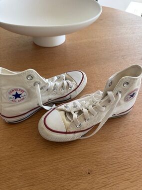 Kids White High-Top Sneakers Converse all stars